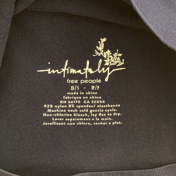 Free People Scoop Neck Crop in Navy size XS/S - Picture 7 of 7